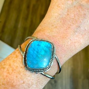 Super flashy moonstone cuff
